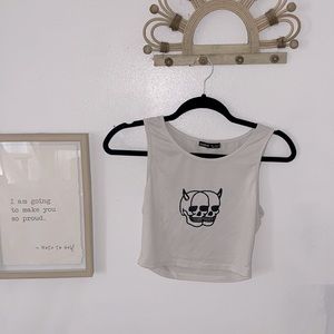 Cute white cropped tank top!